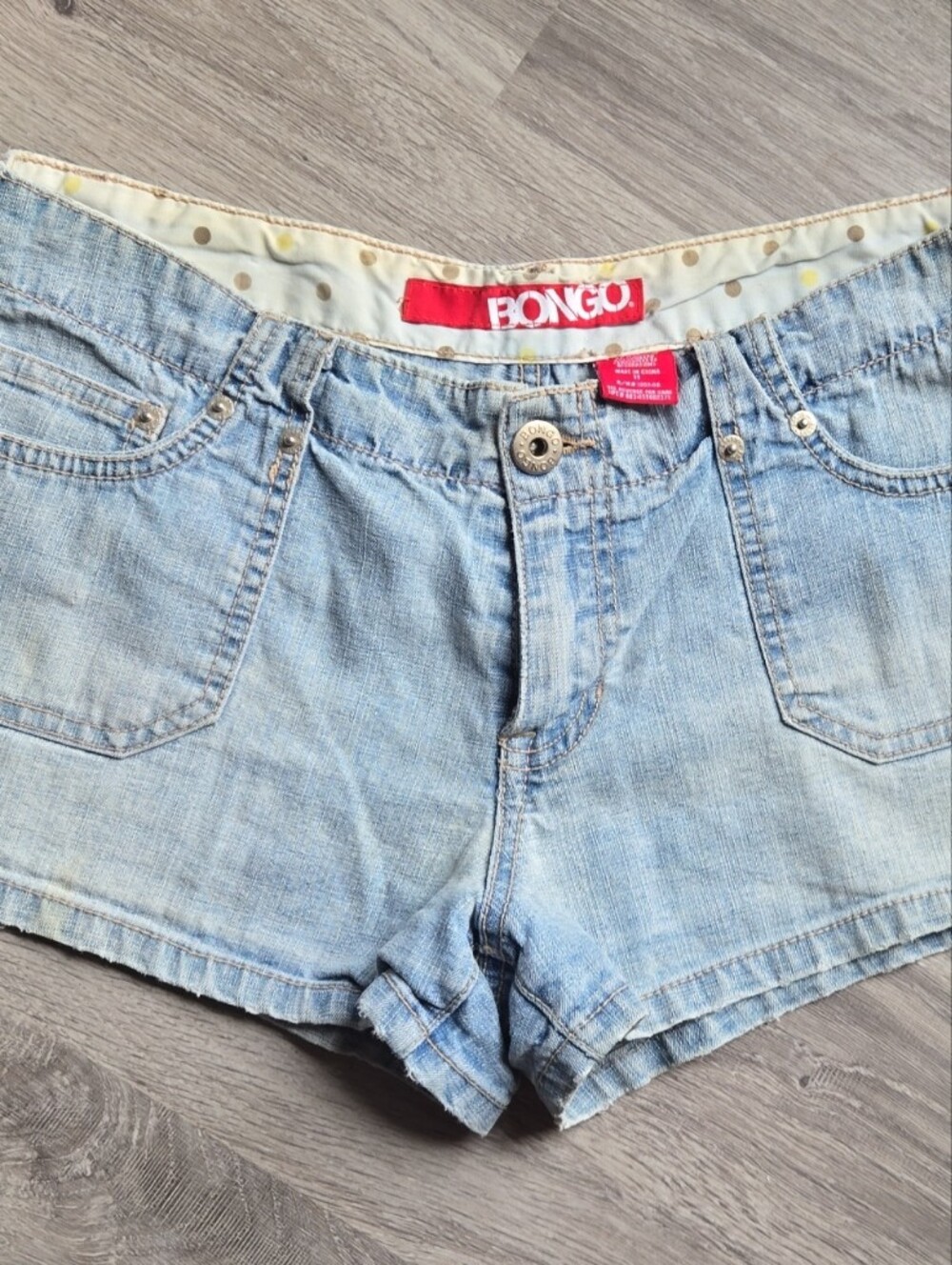 Vintage Y2K Bongo Light Wash Denim Shorts